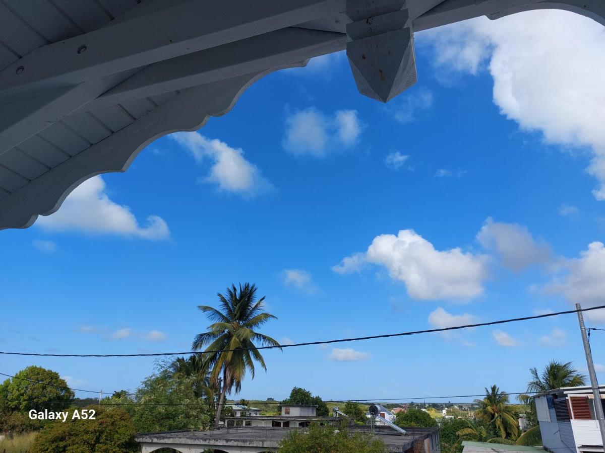 Haut de villa agréable et paisible climatise, wifi Anse-Bertrand Exterior foto